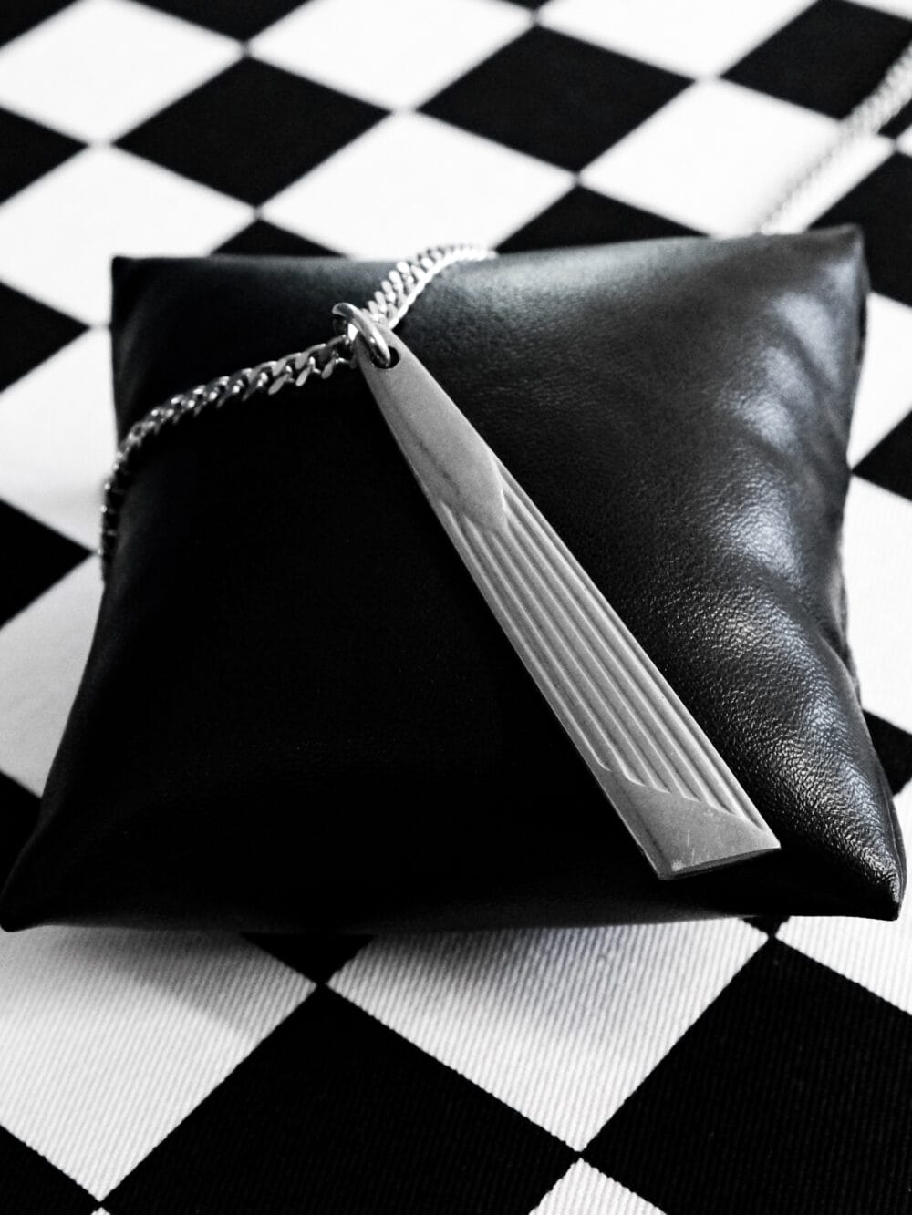 Longline Pendant