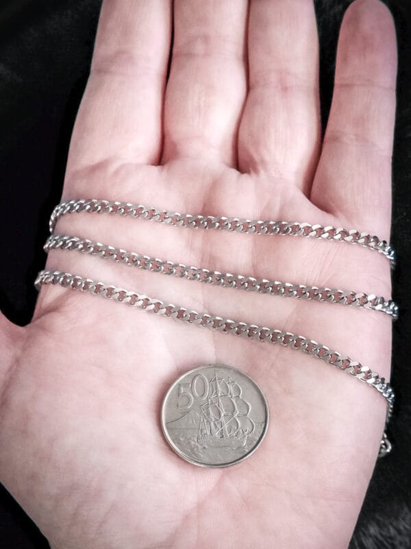 Slim Curb Neck Chain