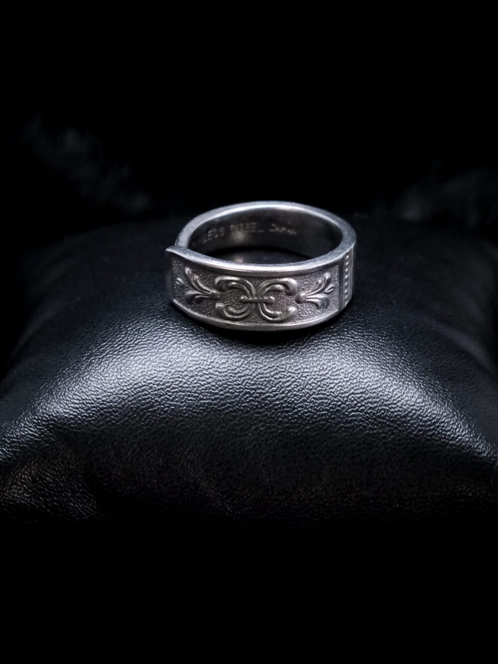 Vintage Fleur De Lis Ring (Size U)