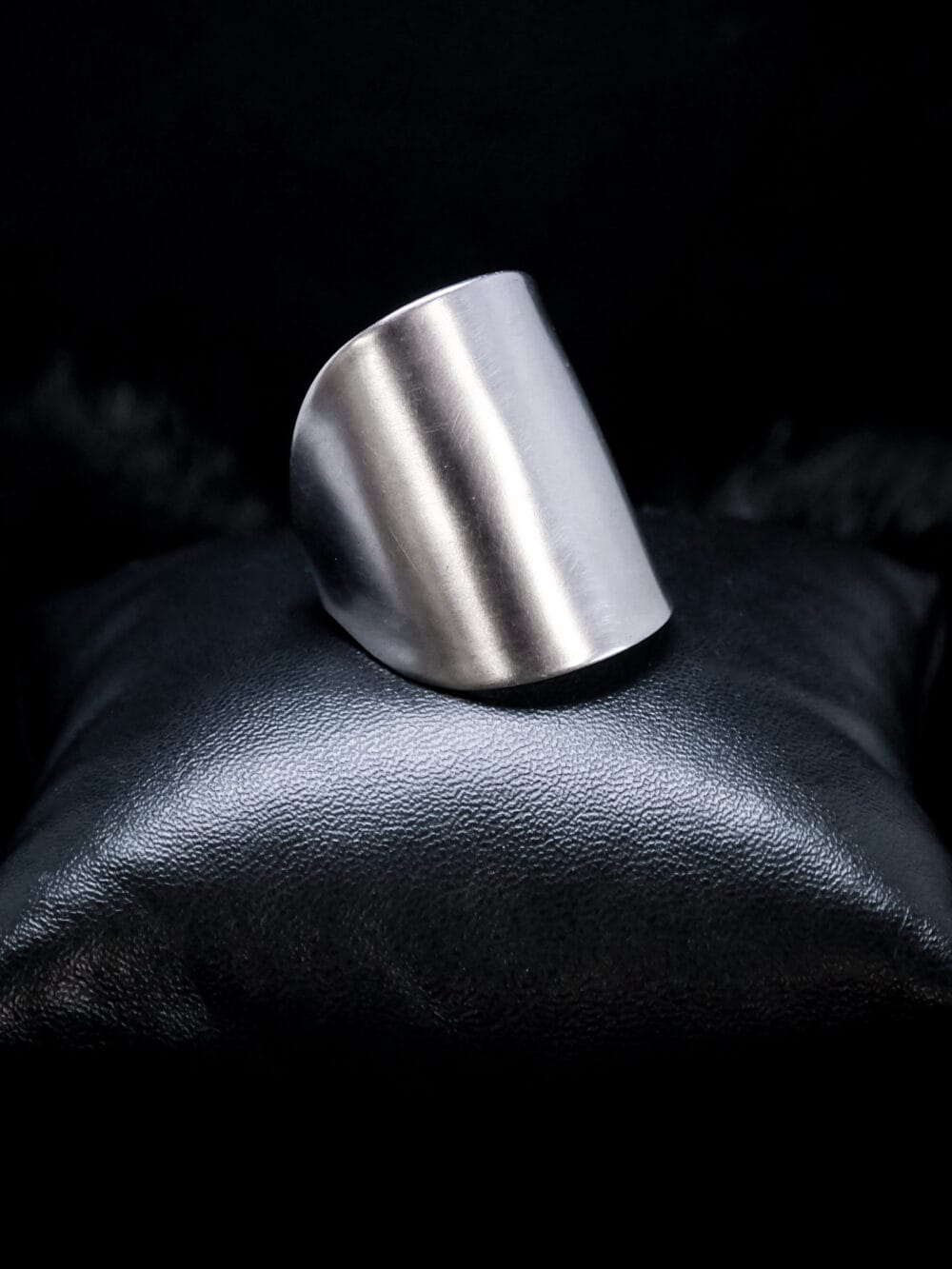 Spoonhead Ring (Size V)