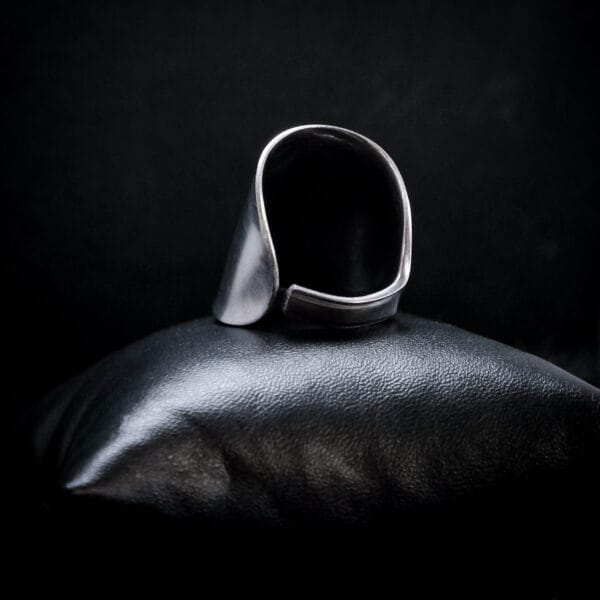 Spoonhead Ring (Size V)