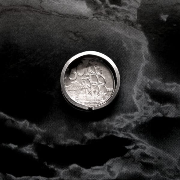 Fine Line Ring (Size Y)