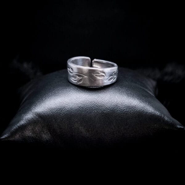 Leafy Ring (Size S 1/2)