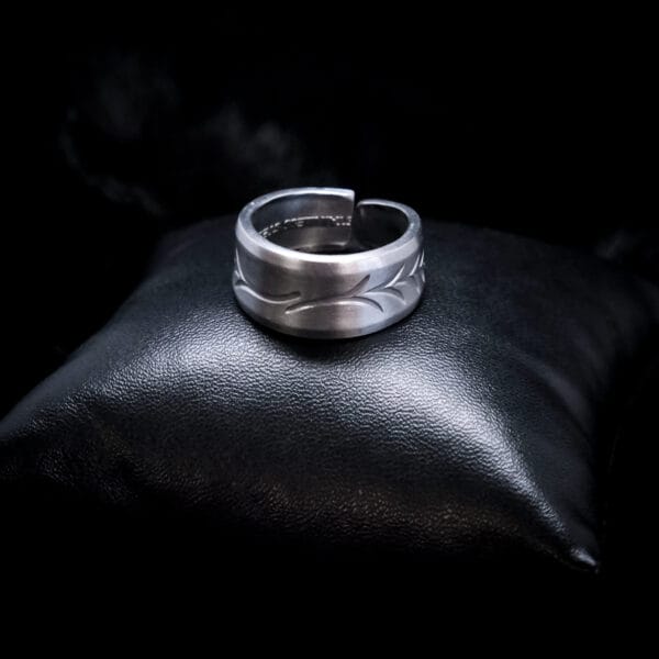 Sprigs Ring (Size T)