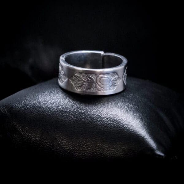 Geometric Roses Ring (Size Z+1)