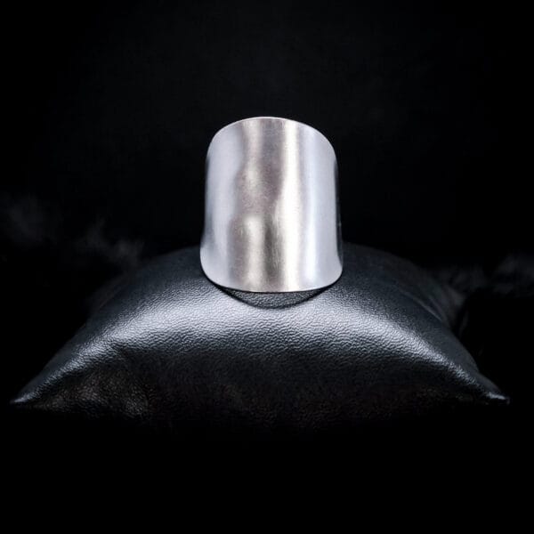 Spoonhead Ring (Size X)