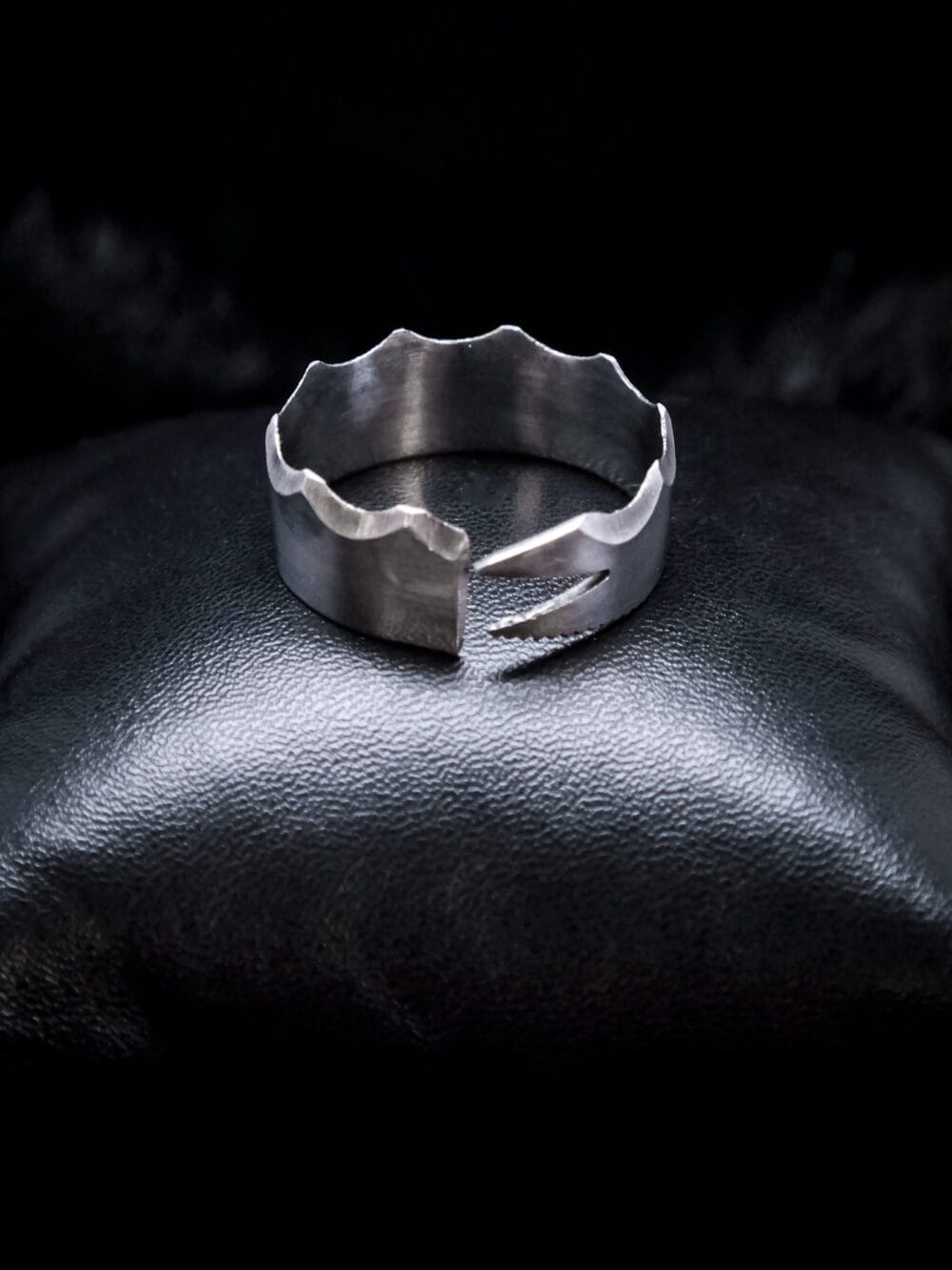 Light Like The Crown Ring (Size Z+4)