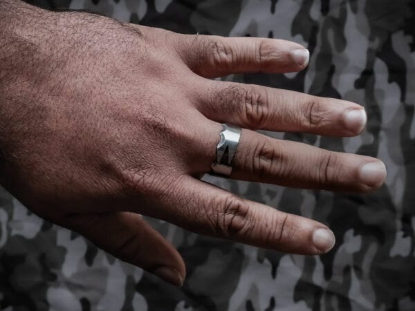 Light Like The Crown Ring (Size Z+4)