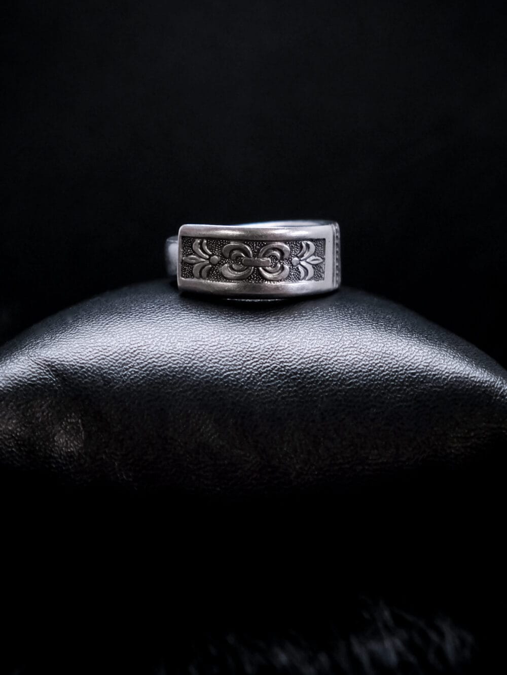 Vintage Fleur De Lis Ring (Size S 1/2)