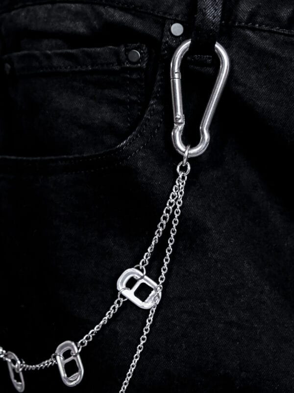 can tab jean chain